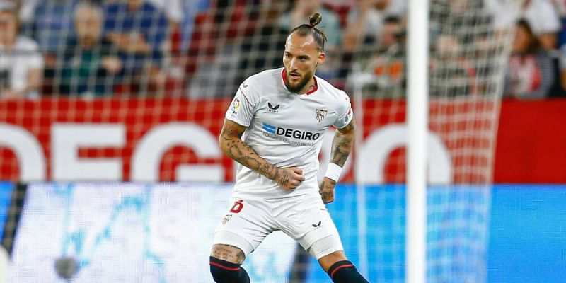 Nemanja Gudelj có lối chơi cực kỳ thông minh